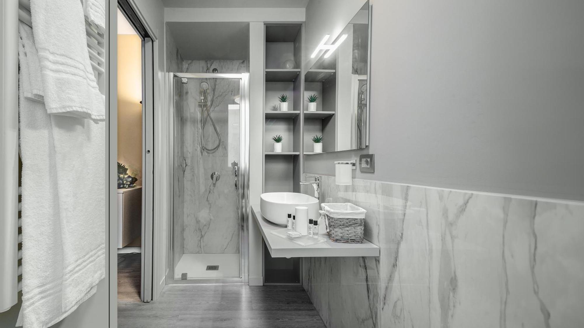 Be Duomo - Self Check-In Bed & Breakfast Voghera Ngoại thất bức ảnh