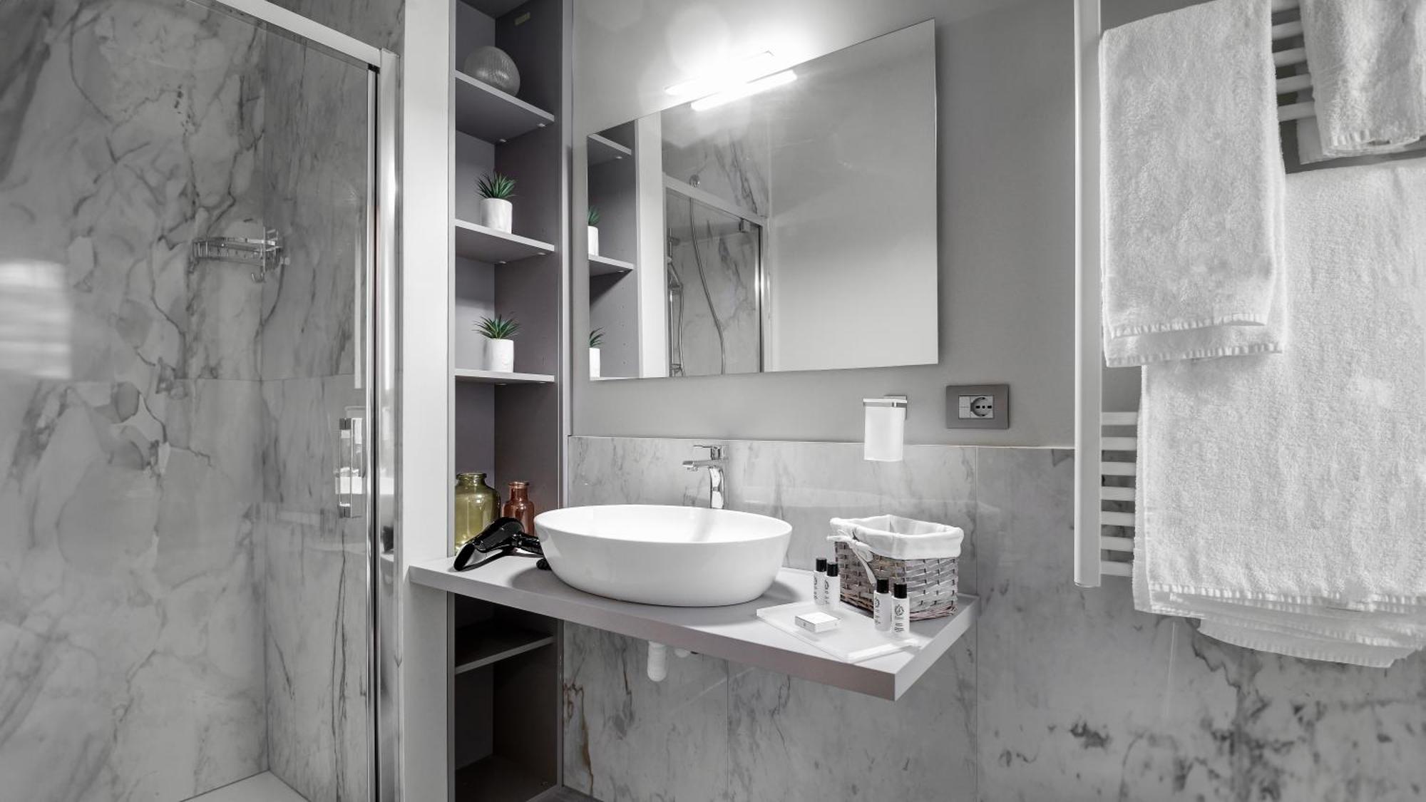 Be Duomo - Self Check-In Bed & Breakfast Voghera Ngoại thất bức ảnh